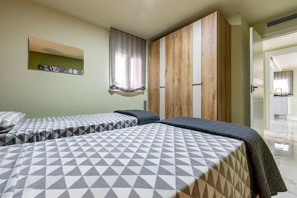 5 Stelle Piscina, Jacuzzi, Wifi - 2 Min Dal Mare Apartamento Miami Playa Exterior foto